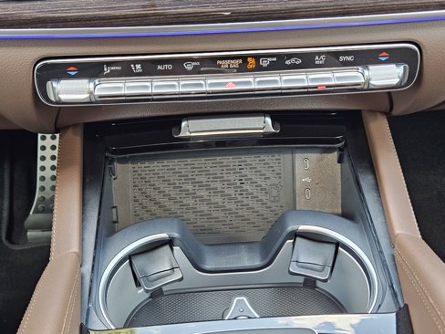 New 2026 Mercedes-Benz GLS 580 4MATIC image 19