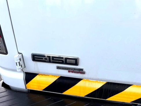 Used 2014 Ford E-150 and Econoline 150 w/ Power Group image 38