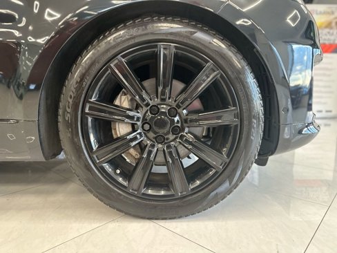 Used 2020 Land Rover Range Rover Sport HSE image 45