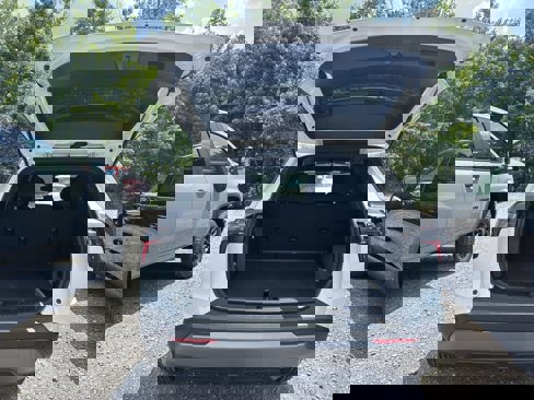 New 2026 Chevrolet Equinox LT image 23