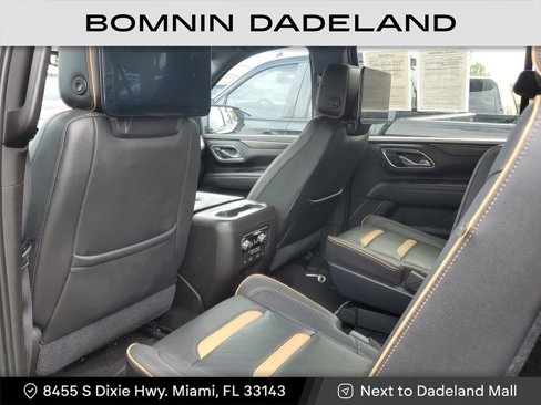 Used 2021 GMC Yukon XL AT4 w/ AT4 Premium Package image 11