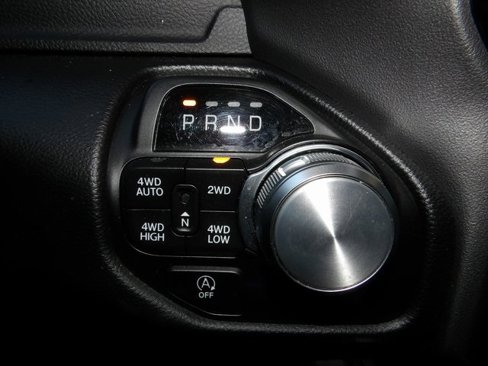 Used 2024 RAM 1500 Laramie image 32