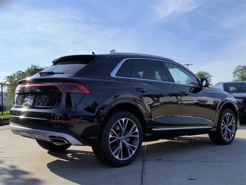 New 2025 Audi Q8 Premium image 4