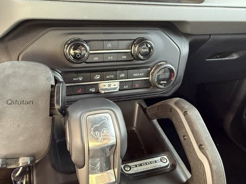 Used 2024 Ford Bronco Big Bend image 14