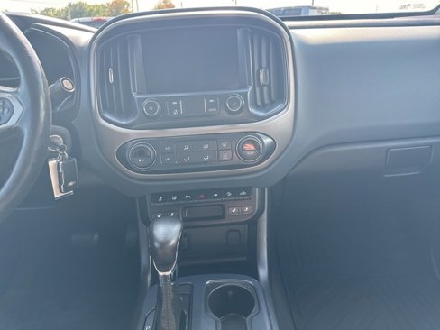Certified 2022 Chevrolet Colorado Z71 w/ Safety Package image 20