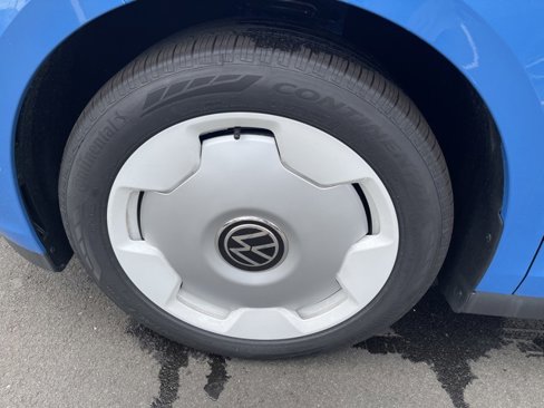 New 2025 Volkswagen ID. Buzz 1st Edition image 11
