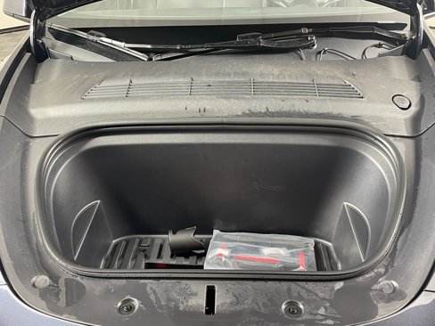 Used 2024 Tesla Model Y 2WD image 15