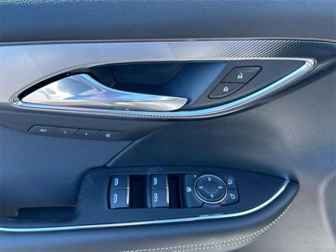 New 2025 Buick Envision Sport Touring image 15