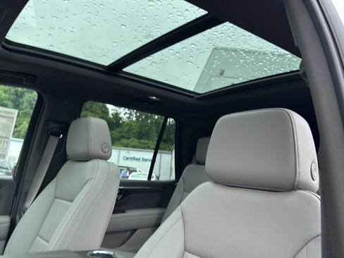 New 2025 Chevrolet Tahoe Z71 w/ Comfort Package image 27
