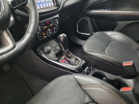 Used 2018 Jeep Compass Limited w/ Navigation Group image 26