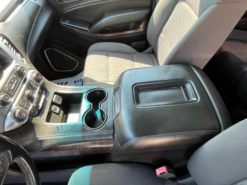 Used 2017 Chevrolet Suburban LS image 16
