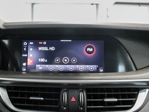 Used 2022 Alfa Romeo Stelvio Ti image 15