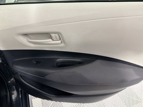 Used 2025 Toyota Corolla LE image 26