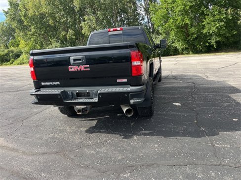 Used 2018 GMC Sierra 2500 SLT image 5
