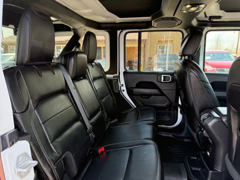 Used 2021 Jeep Wrangler Unlimited Sahara image 23