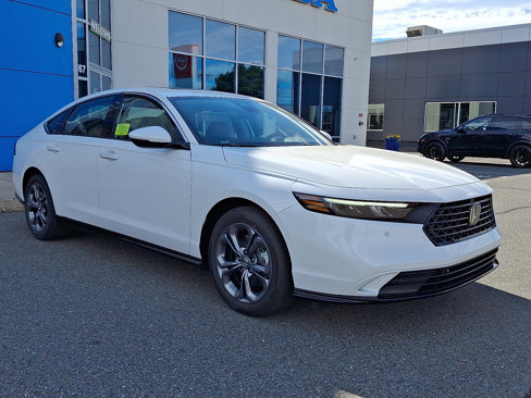 New 2025 Honda Accord EX-L image 2