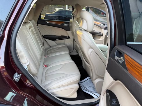 Used 2019 Lincoln MKC Select w/ MKC Climate Package image 26