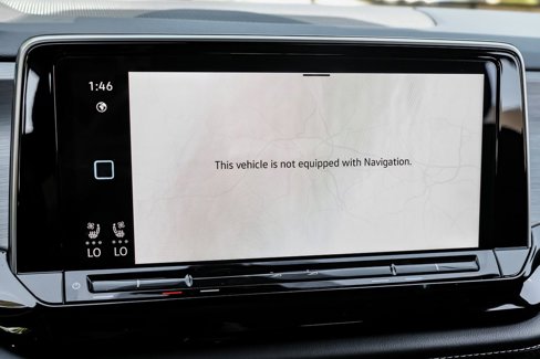 Used 2024 Volkswagen Atlas Cross Sport SE w/ Panoramic Sunroof Package image 37