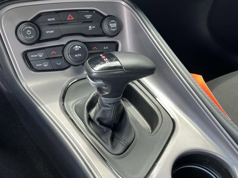 Used 2023 Dodge Challenger SXT image 23