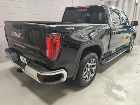 New 2026 GMC Sierra 1500 SLT w/ SLT Premium Plus Package image 2