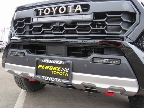 New 2025 Toyota Tacoma Trailhunter image 7