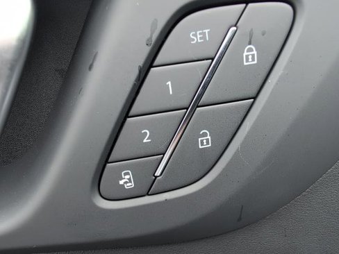 New 2026 Buick Enclave Sport Touring w/ Power Package image 21