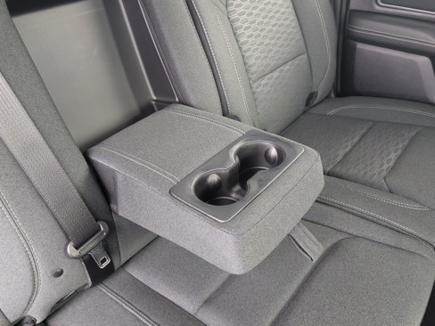 New 2025 RAM 1500 4x4 Crew Cab image 13