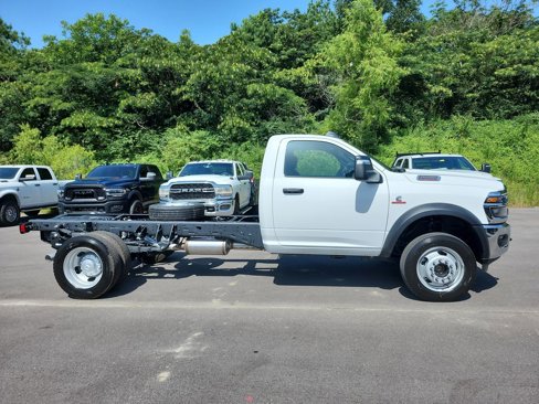 New 2025 RAM 5500 Tradesman image 2