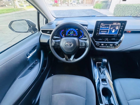 Used 2021 Toyota Corolla LE image 14