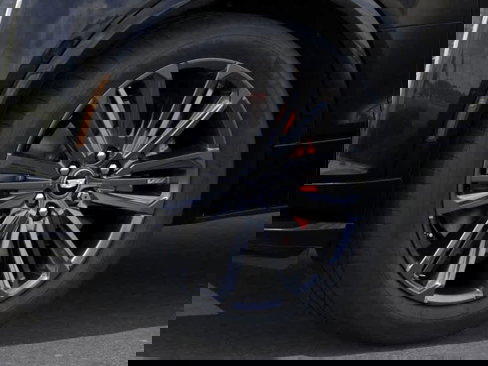 New 2026 Cadillac Lyriq V image 24