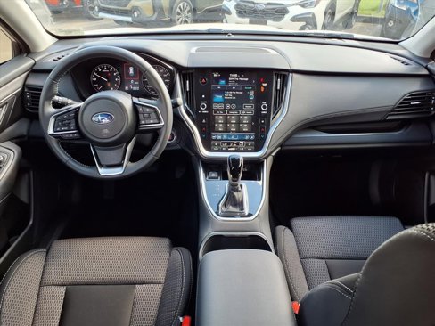 Certified 2025 Subaru Outback Premium image 3