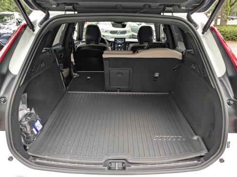 New 2026 Volvo XC60 B5 Plus w/ Protection Package Premier image 13