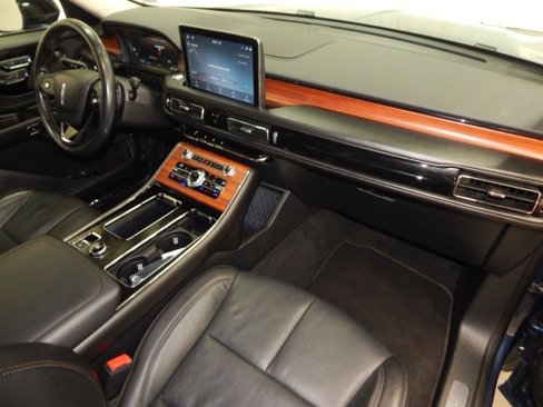 Used 2020 Lincoln Aviator Reserve w/ Elements Package Plus image 17