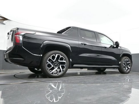 New 2025 Chevrolet Silverado EV RST image 46