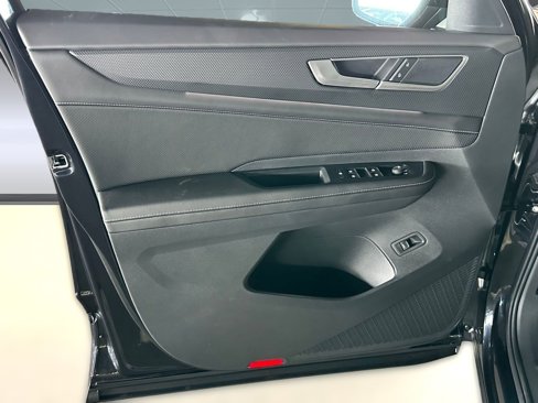 New 2026 Volkswagen Atlas Cross Sport SEL R-Line image 22