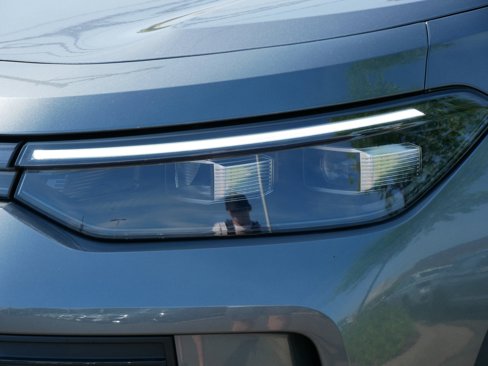 New 2025 Volkswagen Tiguan SE image 4