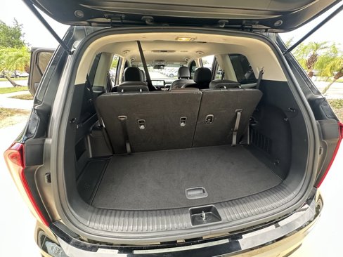 Used 2023 Kia Telluride S image 29