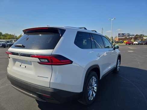 New 2026 Toyota Grand Highlander Platinum image 7