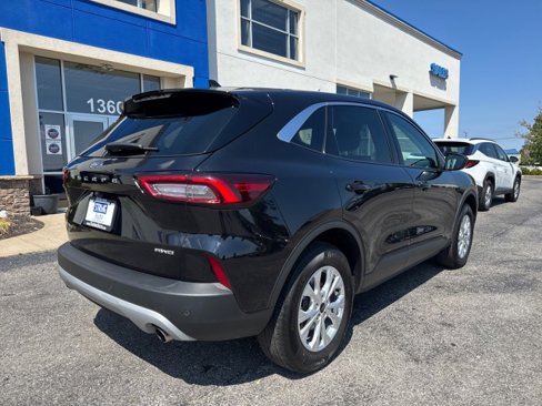 Used 2024 Ford Escape Active w/ Tech Pack #1 image 17