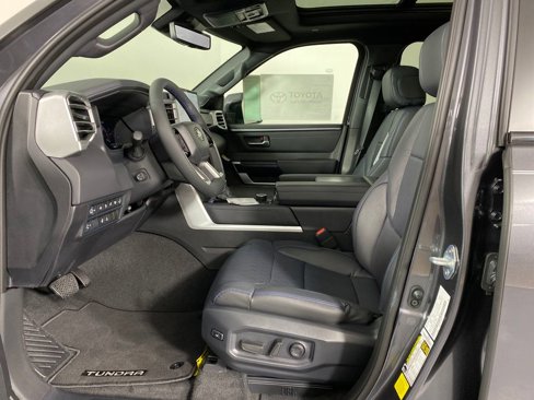 New 2025 Toyota Tundra Platinum image 7