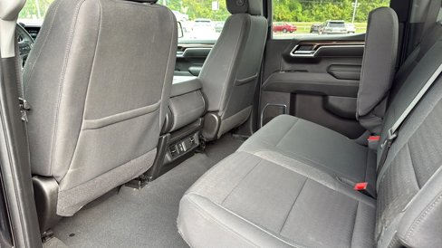 Used 2025 Chevrolet Silverado 1500 LT image 9