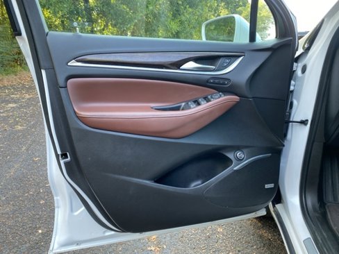Used 2020 Buick Enclave Avenir w/ Avenir Technology Package image 12