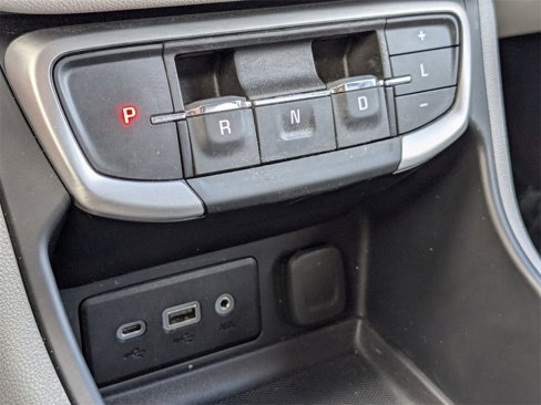 Used 2024 GMC Terrain SLE image 19