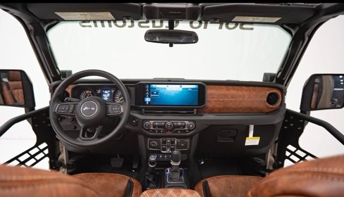 Used 2025 Jeep Wrangler Sport image 25