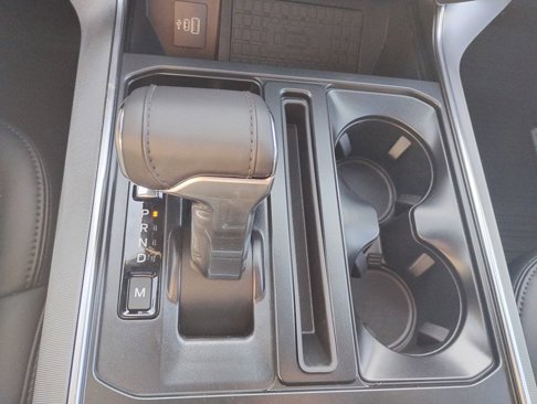 New 2025 Ford F150 Platinum w/ Equipment Group 702A High image 35