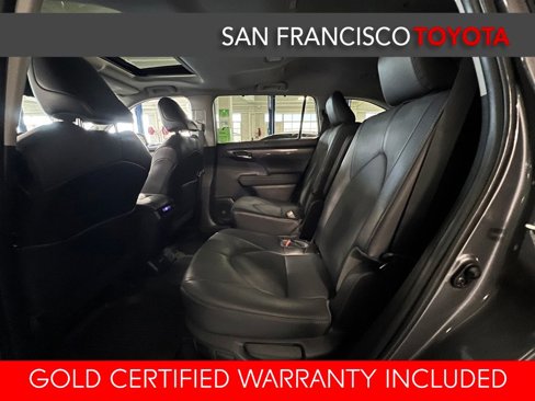 Used 2022 Toyota Highlander Limited image 16