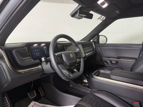 Used 2024 Rivian R1S Adventure image 5