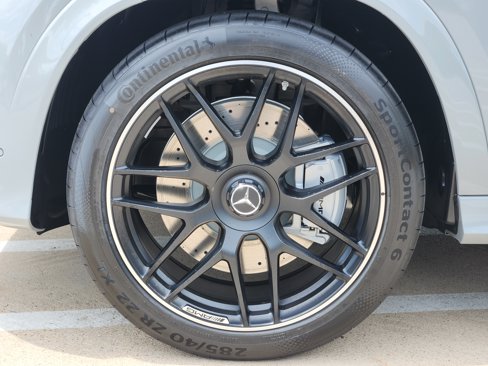 New 2026 Mercedes-Benz GLE 53 AMG 4MATIC image 12