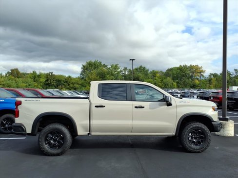 New 2026 Chevrolet Silverado 1500 ZR2 w/ ZR2 Bison Edition image 2