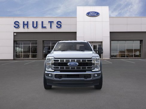 New 2025 Ford F550 4x4 Regular Cab Super Duty image 6